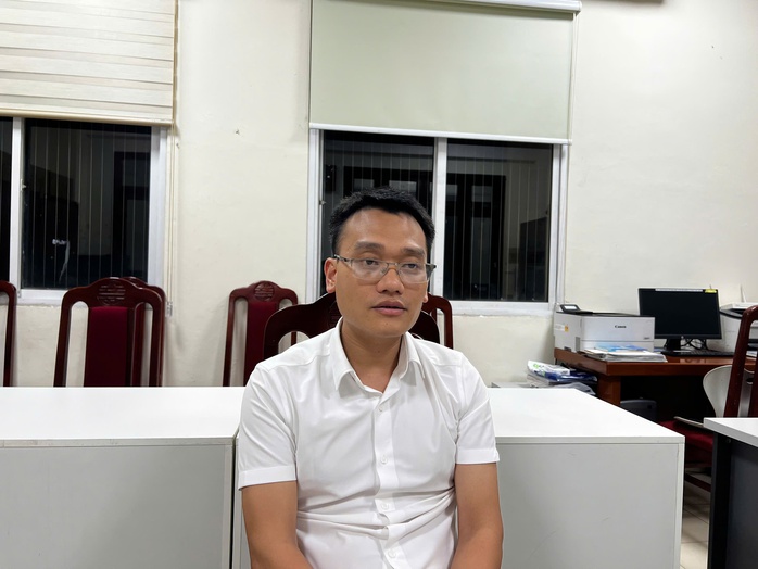 Bắt một phó chủ tịch UBND thị trấn- Ảnh 1.