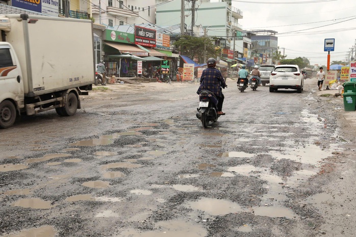 Sớm sửa chữa đường Lò Lu - Ảnh 1. Sớm sửa chữa đường Lò Lu - Ảnh 1.