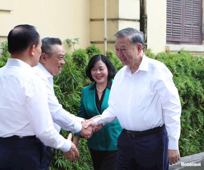 Tổng Bí thư Tô Lâm làm việc với Ban Thường vụ Thành ủy Hà Nội- Ảnh 3. Tổng Bí thư Tô Lâm làm việc với Ban Thường vụ Thành ủy Hà Nội- Ảnh 3.