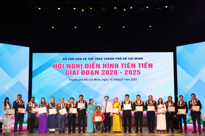 Tuyên dương gương điển hình tiên tiến trong ngành văn hóa thể thao TP HCM- Ảnh 4. Tuyên dương gương điển hình tiên tiến trong ngành văn hóa thể thao TP HCM- Ảnh 4.