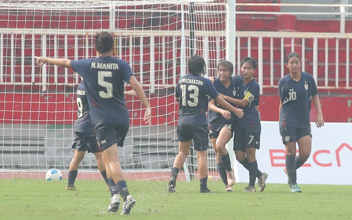 U19 nữ Đông Nam Á: Thái Lan vào chung kết, chờ đấu Việt Nam- Ảnh 1. U19 nữ Đông Nam Á: Thái Lan vào chung kết, chờ đấu Việt Nam- Ảnh 1.