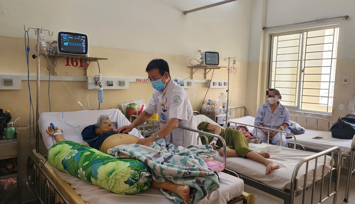 Dịch COVID-19 tại TP HCM có xu hướng giảm mạnh- Ảnh 1. Dịch COVID-19 tại TP HCM có xu hướng giảm mạnh- Ảnh 1.