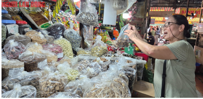 Hộ kinh doanh chỉ trả 30-50 đồng cho một hóa đơn điện tử- Ảnh 1. Hộ kinh doanh chỉ trả 30-50 đồng cho một hóa đơn điện tử- Ảnh 1.