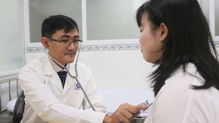 Hợp tác chuyên môn nâng chất lượng điều trị - Ảnh 1.