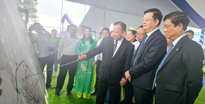Chính thức khởi công đường Vành đai 4- TP HCM đoạn qua Bình Dương- Ảnh 2. Chính thức khởi công đường Vành đai 4- TP HCM đoạn qua Bình Dương- Ảnh 2.