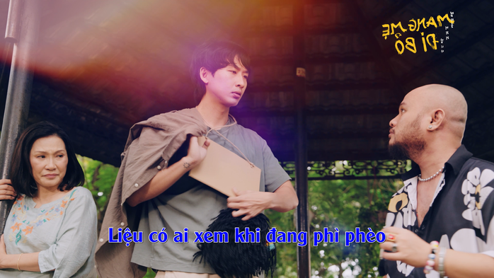 Hồng Đào, Tuấn Trần hát karaoke chế lời trên nền "Lệ đá" - Ảnh 2.