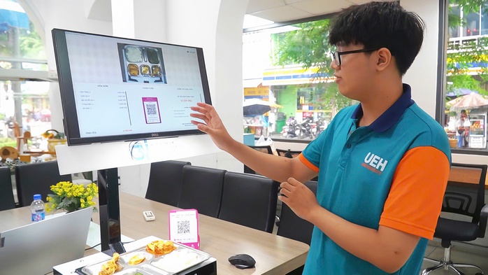 Nhóm sinh viên tạo hệ thống thanh toán bằng AI "siêu tốc" - Ảnh 3.