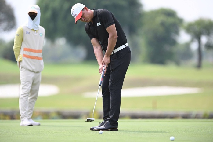 Giải golf "Tôi yêu Việt Nam" lần 3 - năm 2025: Diễn viên Bình Minh đam mê golf cháy bỏng- Ảnh 1. Giải golf "Tôi yêu Việt Nam" lần 3 - năm 2025: Diễn viên Bình Minh đam mê golf cháy bỏng- Ảnh 1.