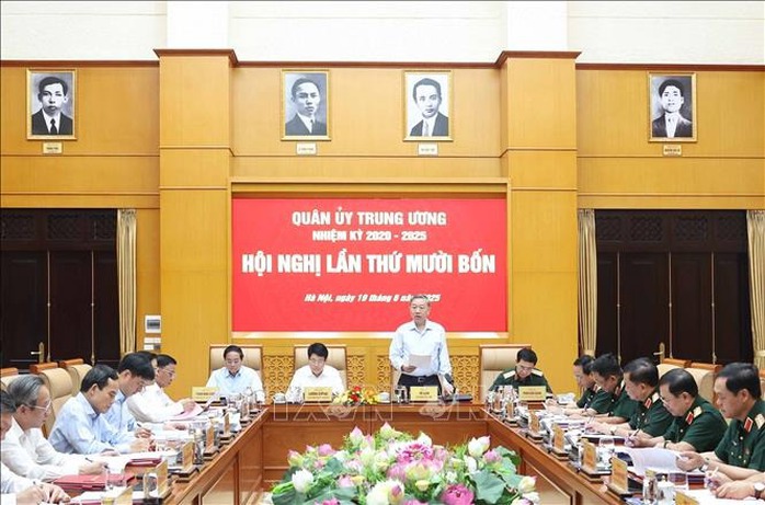 Tổng Bí thư Tô Lâm: Quyết liệt triển khai mạnh mẽ các dự án trọng điểm về quân sự, quốc phòng- Ảnh 1. Tổng Bí thư Tô Lâm: Quyết liệt triển khai mạnh mẽ các dự án trọng điểm về quân sự, quốc phòng- Ảnh 1.