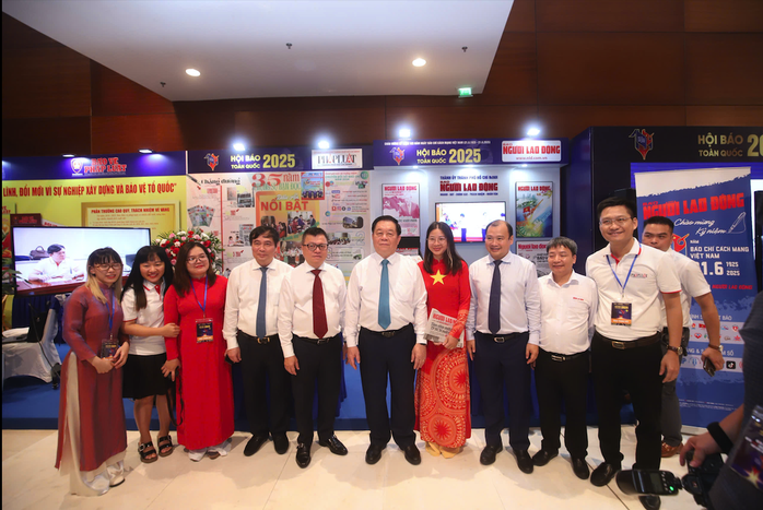 Hội báo toàn quốc 2025 - Dấu ấn 100 năm báo chí
cách mạng Việt Nam- Ảnh 2. Hội báo toàn quốc 2025 - Dấu ấn 100 năm báo chí
cách mạng Việt Nam- Ảnh 2.