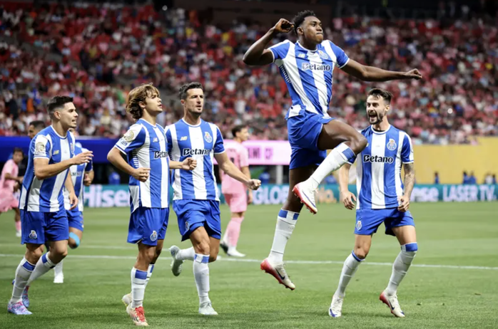 Siêu phẩm của Messi giúp Inter Miami lập kỳ tích ở FIFA Club World Cup- Ảnh 3. Siêu phẩm của Messi giúp Inter Miami lập kỳ tích ở FIFA Club World Cup- Ảnh 3.