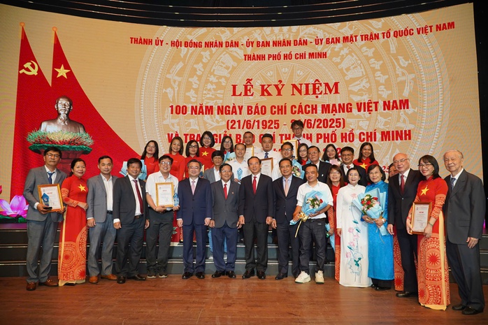 Đội ngũ làm báo TP HCM nỗ lực trở thành người truyền cảm hứng, sứ giả niềm tin trong xã hội - Ảnh 6.