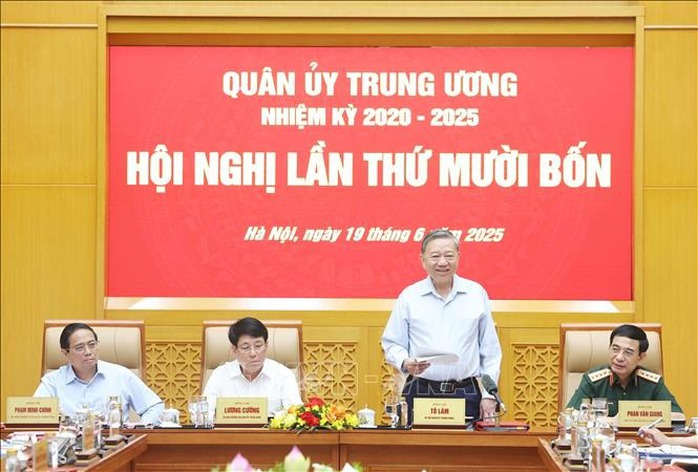 Tổng Bí thư Tô Lâm: Quyết liệt triển khai mạnh mẽ các dự án trọng điểm về quân sự, quốc phòng- Ảnh 2. Tổng Bí thư Tô Lâm: Quyết liệt triển khai mạnh mẽ các dự án trọng điểm về quân sự, quốc phòng- Ảnh 2.