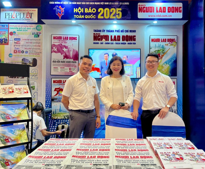 Hội báo toàn quốc 2025 - Dấu ấn 100 năm báo chí
cách mạng Việt Nam- Ảnh 7. Hội báo toàn quốc 2025 - Dấu ấn 100 năm báo chí
cách mạng Việt Nam- Ảnh 7.