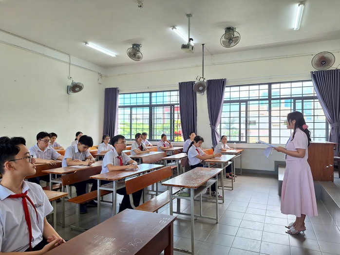Hơn 11.600 thí sinh tại Đà Nẵng bước vào kỳ thi tuyển sinh lớp 10 - Ảnh 3.