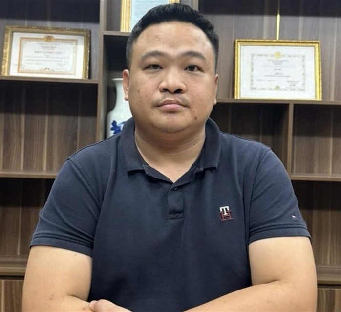 Triệt phá đường dây do "ông trùm" tại TP HCM cầm đầu lừa đảo hàng trăm ngàn người già- Ảnh 1. Triệt phá đường dây do "ông trùm" tại TP HCM cầm đầu lừa đảo hàng trăm ngàn người già- Ảnh 1.