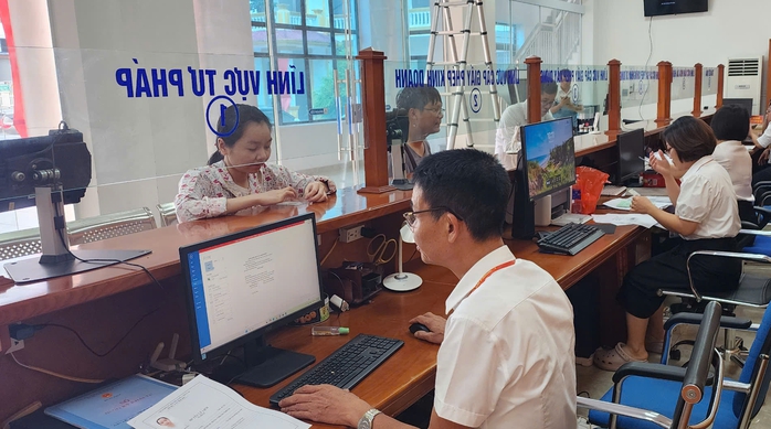 Hải Phòng vận hành thử nghiệm chính quyền địa phương 2 cấp- Ảnh 3. Hải Phòng vận hành thử nghiệm chính quyền địa phương 2 cấp- Ảnh 3.