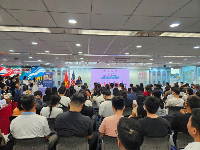 Mỹ nối lại lịch phỏng vấn, du học sinh lưu ý để không bị từ chối visa- Ảnh 5. Mỹ nối lại lịch phỏng vấn, du học sinh lưu ý để không bị từ chối visa- Ảnh 5.