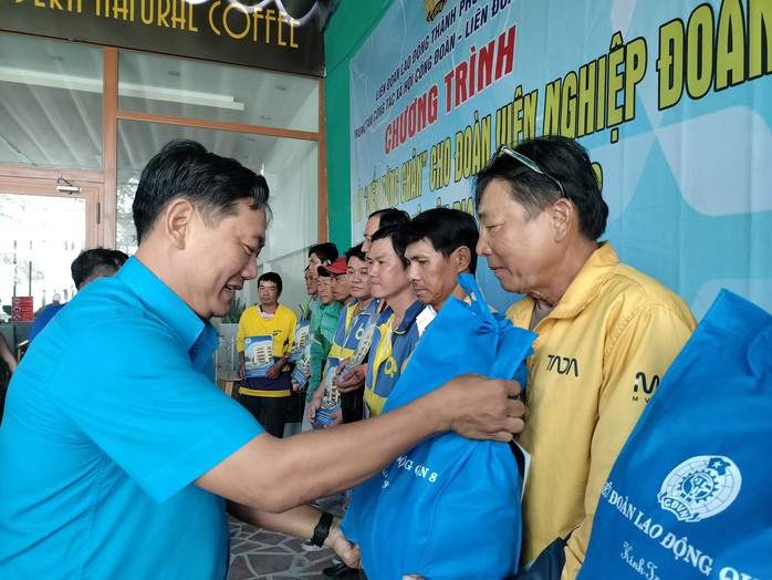 Hướng dẫn tạm thời hoạt động của Công đoàn xã, Công đoàn đặc khu - Ảnh 2.