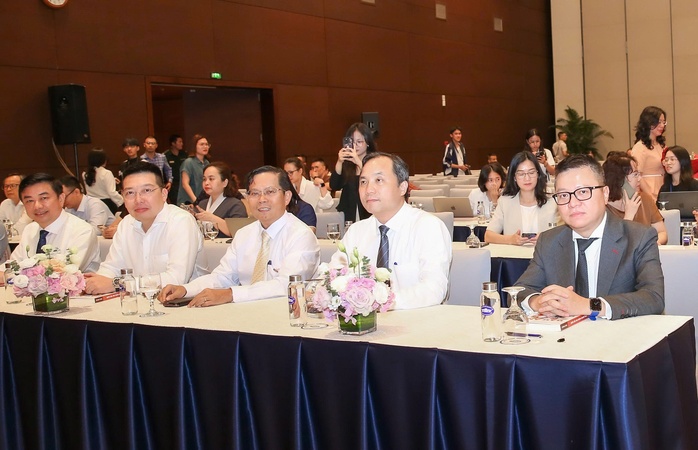 Bế mạc Diễn đàn Báo chí toàn quốc 2025: Tái định nghĩa sứ mệnh báo chí trong kỷ nguyên số- Ảnh 3. Bế mạc Diễn đàn Báo chí toàn quốc 2025: Tái định nghĩa sứ mệnh báo chí trong kỷ nguyên số- Ảnh 3.