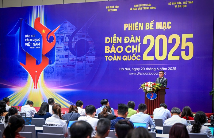Bế mạc Diễn đàn Báo chí toàn quốc 2025: Tái định nghĩa sứ mệnh báo chí trong kỷ nguyên số- Ảnh 5. Bế mạc Diễn đàn Báo chí toàn quốc 2025: Tái định nghĩa sứ mệnh báo chí trong kỷ nguyên số- Ảnh 5.