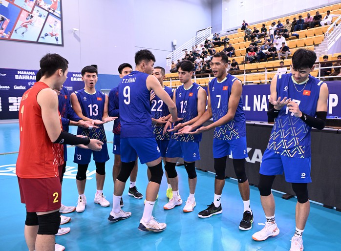 Bóng chuyền Việt Nam suýt lật đổ Qatar tại tứ kết AVC Nations Cup- Ảnh 1. Bóng chuyền Việt Nam suýt lật đổ Qatar tại tứ kết AVC Nations Cup- Ảnh 1.