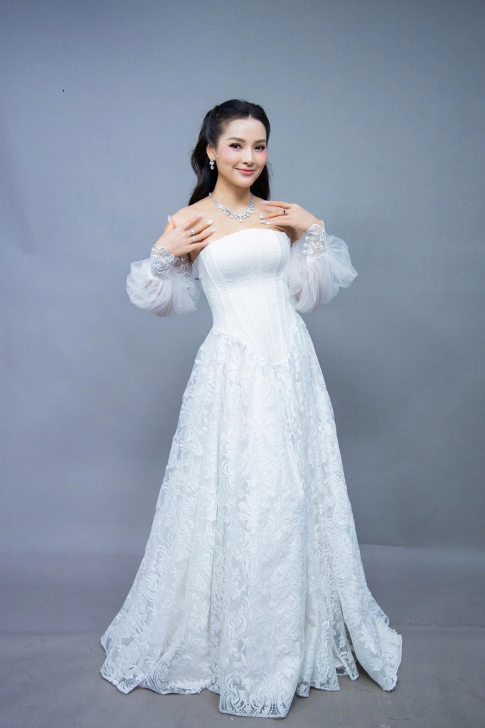 Phương Trinh Jolie thấy may mắn khi có mẹ chồng yêu thương - Ảnh 3.