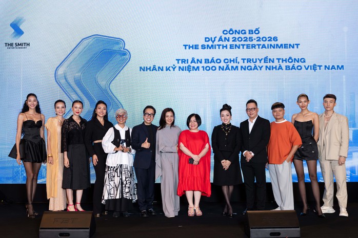 MC Tùng Leo với tham vọng cho showbiz Việt - Ảnh 1.