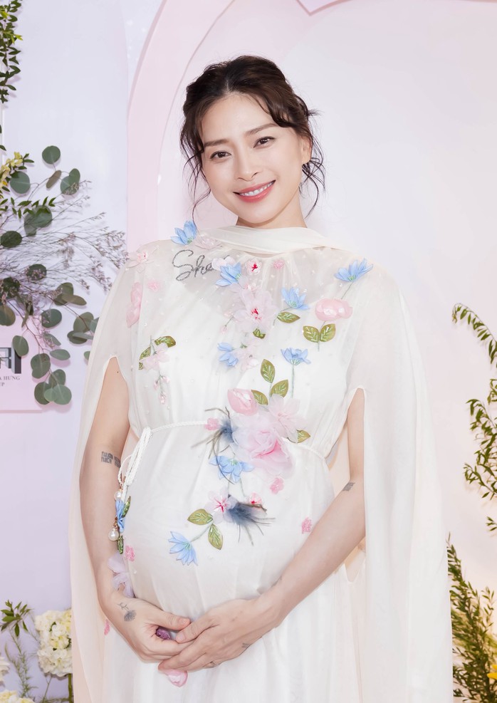 Jun Phạm "quậy tưng" tiệc nhà Ngô Thanh Vân - Ảnh 1.