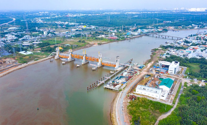 Đầu tư hàng ngàn tỉ đồng chống ngập ở TP HCM- Ảnh 1. Đầu tư hàng ngàn tỉ đồng chống ngập ở TP HCM- Ảnh 1.