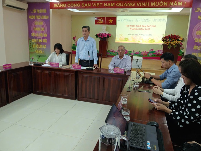 Đồng Tháp kêu gọi “mỗi tuần hãy dành 10 phút để phòng, chống sốt xuất huyết”- Ảnh 1. Đồng Tháp kêu gọi “mỗi tuần hãy dành 10 phút để phòng, chống sốt xuất huyết”- Ảnh 1.