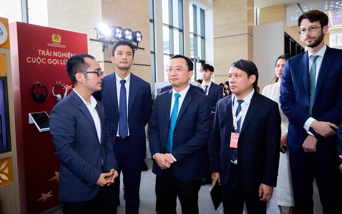 Google cùng Bộ Công an phát động chiến dịch lớn để chống lừa đảo trực tuyến - Ảnh 1. Google cùng Bộ Công an phát động chiến dịch lớn chống lừa đảo trực tuyến - Ảnh 1.
