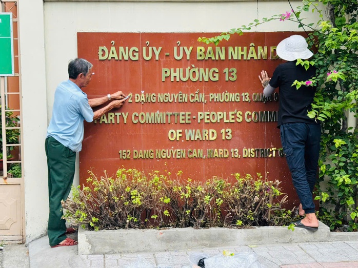 Hình ảnh nhiều địa phương ở TP HCM gắn bảng tên phường mới- Ảnh 4. Hình ảnh nhiều địa phương ở TP HCM gắn bảng tên phường mới- Ảnh 4.
