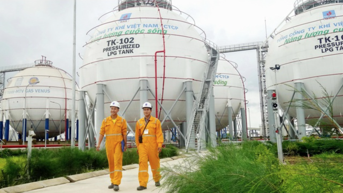 Lương lãnh đạo doanh nghiệp nhà nước có thể lên đến 320 triệu/tháng- Ảnh 1. Lương lãnh đạo doanh nghiệp nhà nước có thể lên đến 320 triệu/tháng- Ảnh 1.