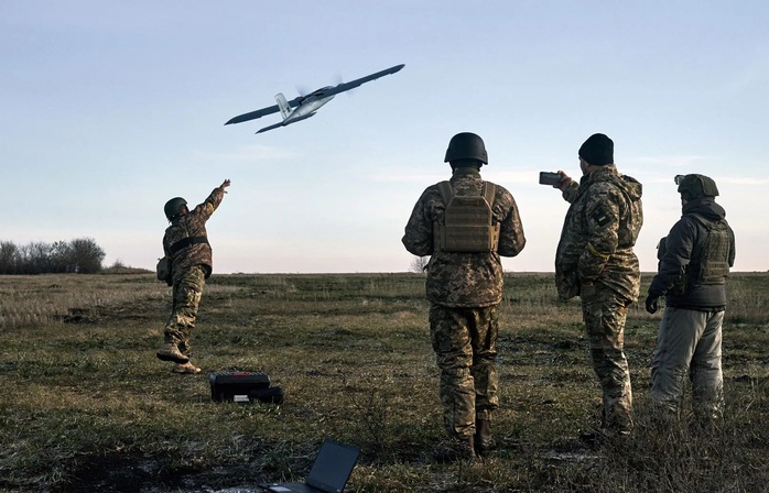 UAV từ Ukraine liên tiếp tấn công Nga, 2 sân bay Moscow gián đoạn hoạt động- Ảnh 1. UAV từ Ukraine liên tiếp tấn công Nga, 2 sân bay Moscow gián đoạn hoạt động- Ảnh 1.