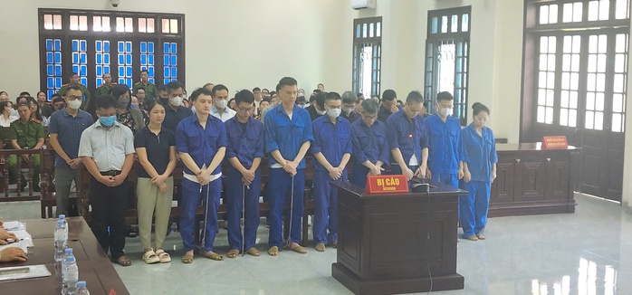Hoãn phiên toà xét xử 14 cựu lãnh đạo, cán bộ hải quan- Ảnh 3. Hoãn phiên toà xét xử 14 cựu lãnh đạo, cán bộ hải quan- Ảnh 3.