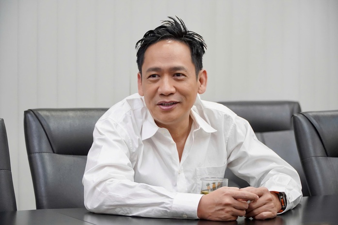 Ca sĩ Duy Mạnh đóng góp cho chương trình "Vòng tay yêu thương"- Ảnh 2. Ca sĩ Duy Mạnh đóng góp cho chương trình "Vòng tay yêu thương"- Ảnh 2.