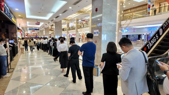 Hơn 2.000 căn tương đương gần 50% tổng quỹ căn của Vinhomes Green City đã có chủ chỉ sau 24 giờ - Ảnh 1. Hơn 2.000 căn tương đương gần 50% tổng quỹ căn của Vinhomes Green City đã có chủ chỉ sau 24 giờ - Ảnh 1.