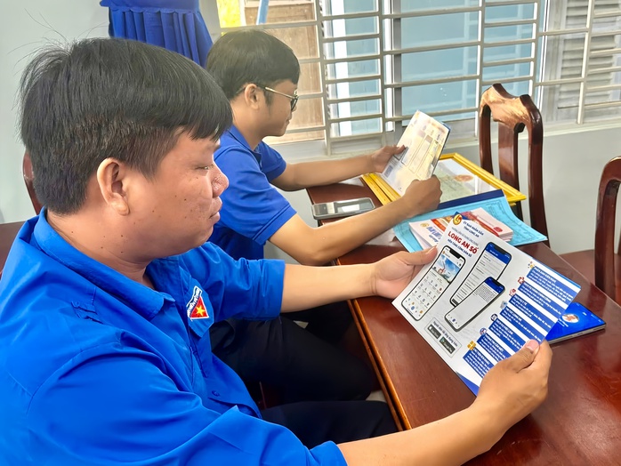 Long An quyết liệt triển khai chuyển đổi số- Ảnh 2. Long An quyết liệt triển khai chuyển đổi số- Ảnh 2.