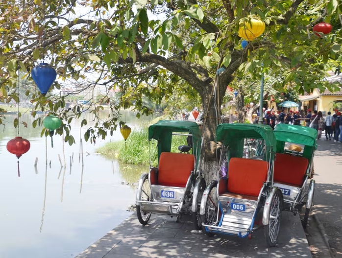 Must-see sights, street food tours and fine dining in Da Nang - Ảnh 6.