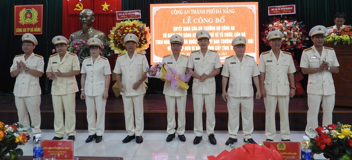 Giám đốc Công an Quảng Nam được bổ nhiệm làm Giám đốc Công an TP Đà Nẵng từ 1-7- Ảnh 2. Giám đốc Công an Quảng Nam được bổ nhiệm làm Giám đốc Công an TP Đà Nẵng từ 1-7- Ảnh 2.