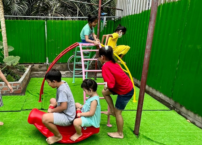 Giải tỏa nỗi lo cho công nhân dịp hè - Ảnh 1. Giải tỏa nỗi lo cho công nhân dịp hè - Ảnh 1.