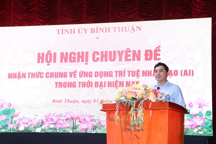 Bình Thuận tăng cường nhận thức về trí tuệ nhân tạo trong chuyển đổi số- Ảnh 3. Bình Thuận tăng cường nhận thức về trí tuệ nhân tạo trong chuyển đổi số- Ảnh 3.
