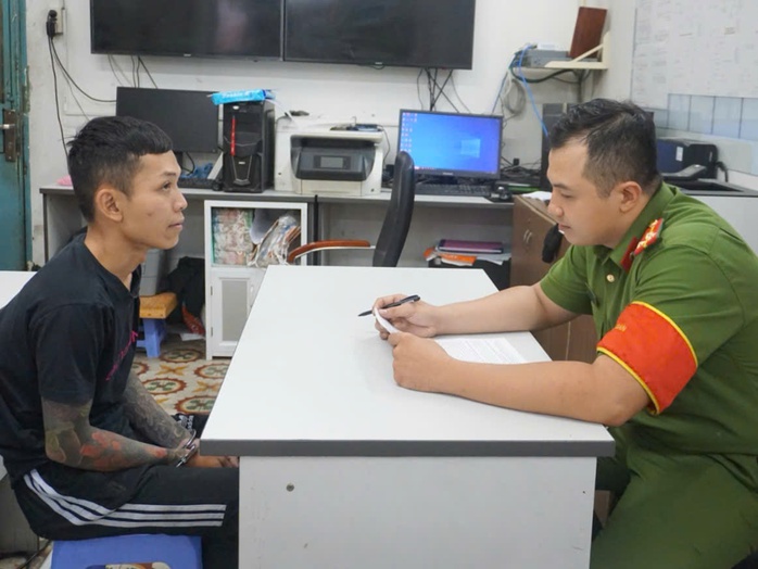 Gây án ở trung tâm TP HCM, thanh niên bị bắt giữ sau 10 tiếng - Ảnh 1.
