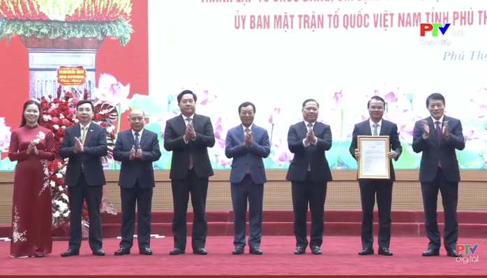 Công bố bộ máy chính quyền cấp tỉnh, xã, phường của tỉnh Phú Thọ mới - Ảnh 3.