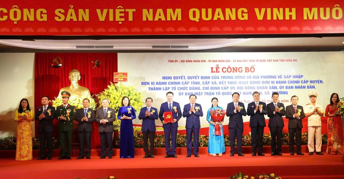 Ông Vũ Hồng Văn giữ chức Bí thư Tỉnh ủy Đồng Nai mới- Ảnh 1. Ông Vũ Hồng Văn giữ chức Bí thư Tỉnh ủy Đồng Nai mới- Ảnh 1.