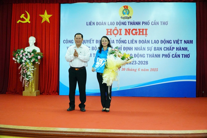 Tân Chủ tịch LĐLĐ TP Cần Thơ chia sẻ xúc động - Ảnh 2.