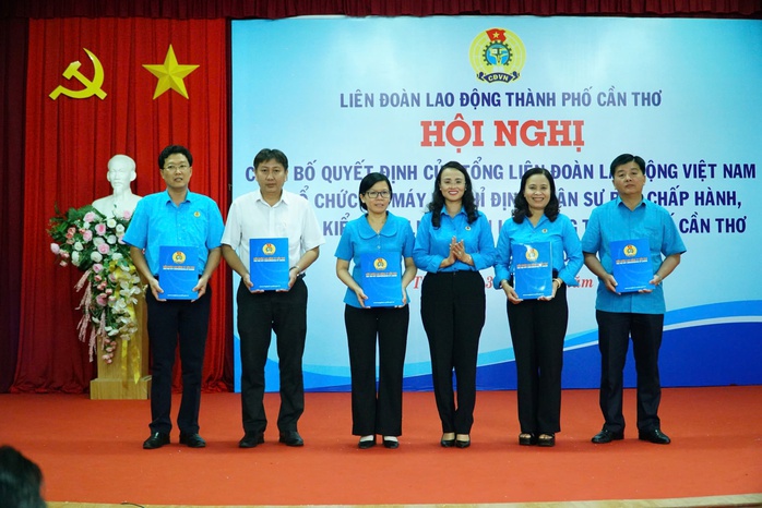 Tân Chủ tịch LĐLĐ TP Cần Thơ chia sẻ xúc động - Ảnh 4.
