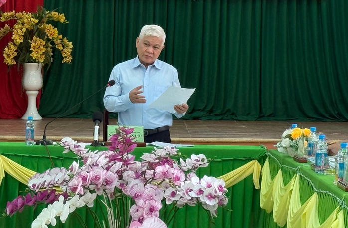Bình Dương xem xét ký lại hợp đồng với một số cán bộ bán chuyên trách có năng lực, trình độ - Ảnh 1.