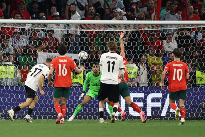 Ronaldo bùng nổ, Bồ Đào Nha loại chủ nhà Đức ở Nations League- Ảnh 4. Ronaldo bùng nổ, Bồ Đào Nha loại chủ nhà Đức ở Nations League- Ảnh 4.